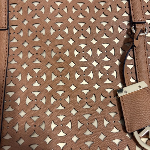 Michael Kors Bag and Matching Wallet - Picture 2 of 6